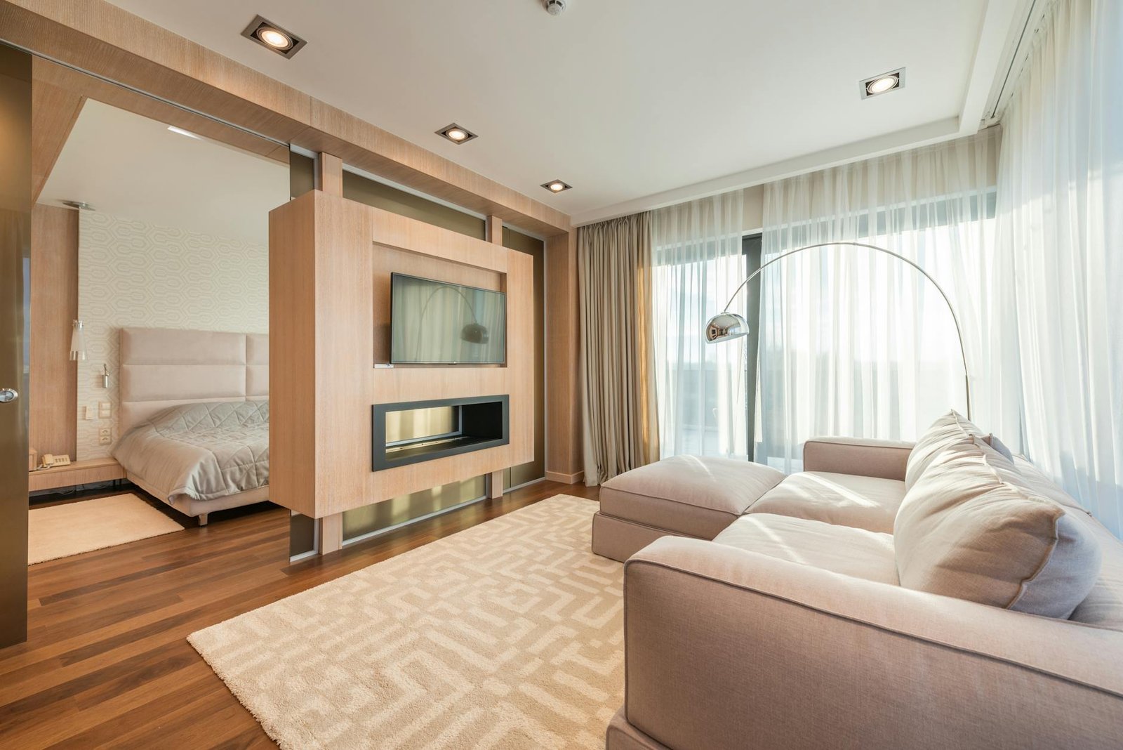 Arc Floor Lamp with Dimmer — cozy home