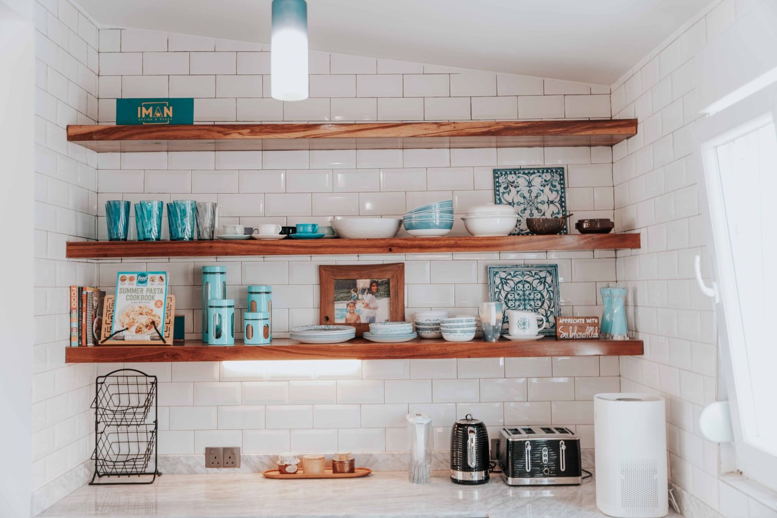 Floating Wall Shelves small space — cozy home