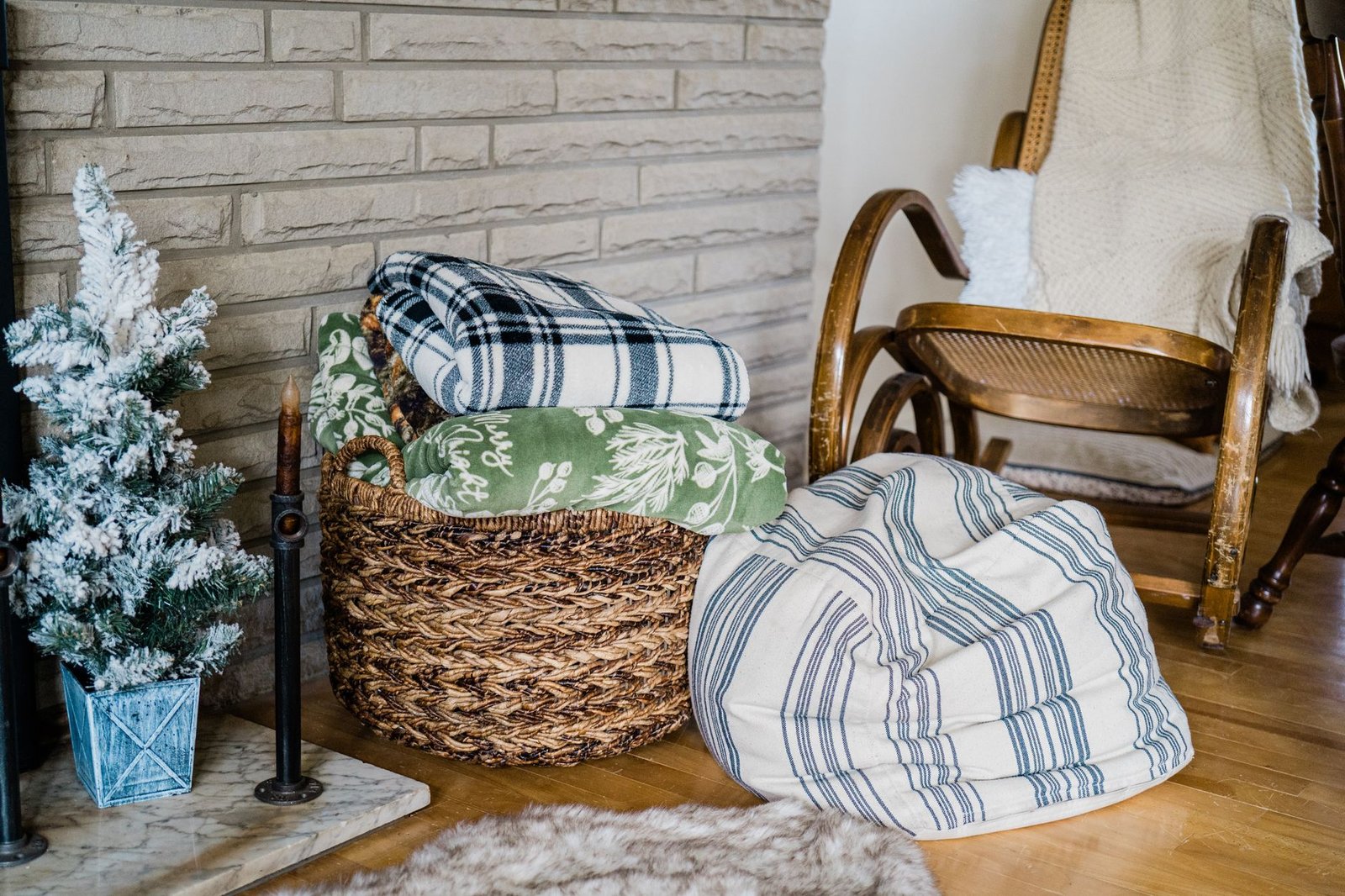 Faux Fur Throw Blanket home decor — cozy home