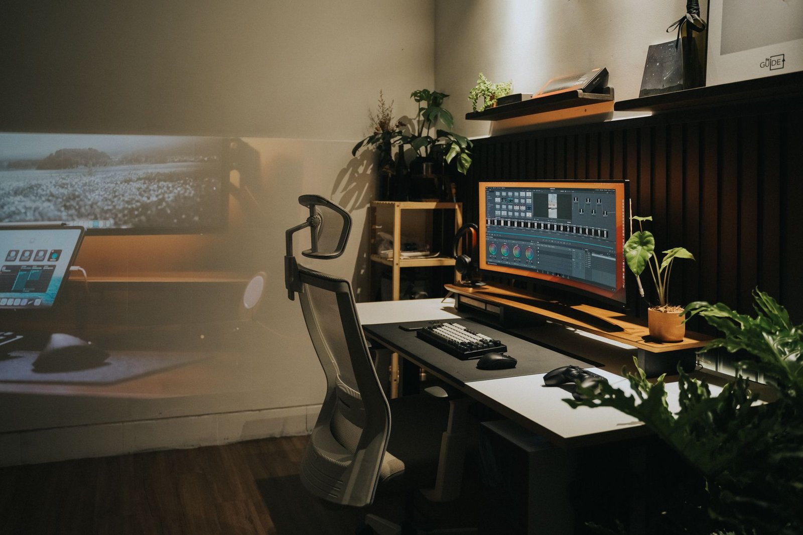 Compact Standing Desk small space — cozy home