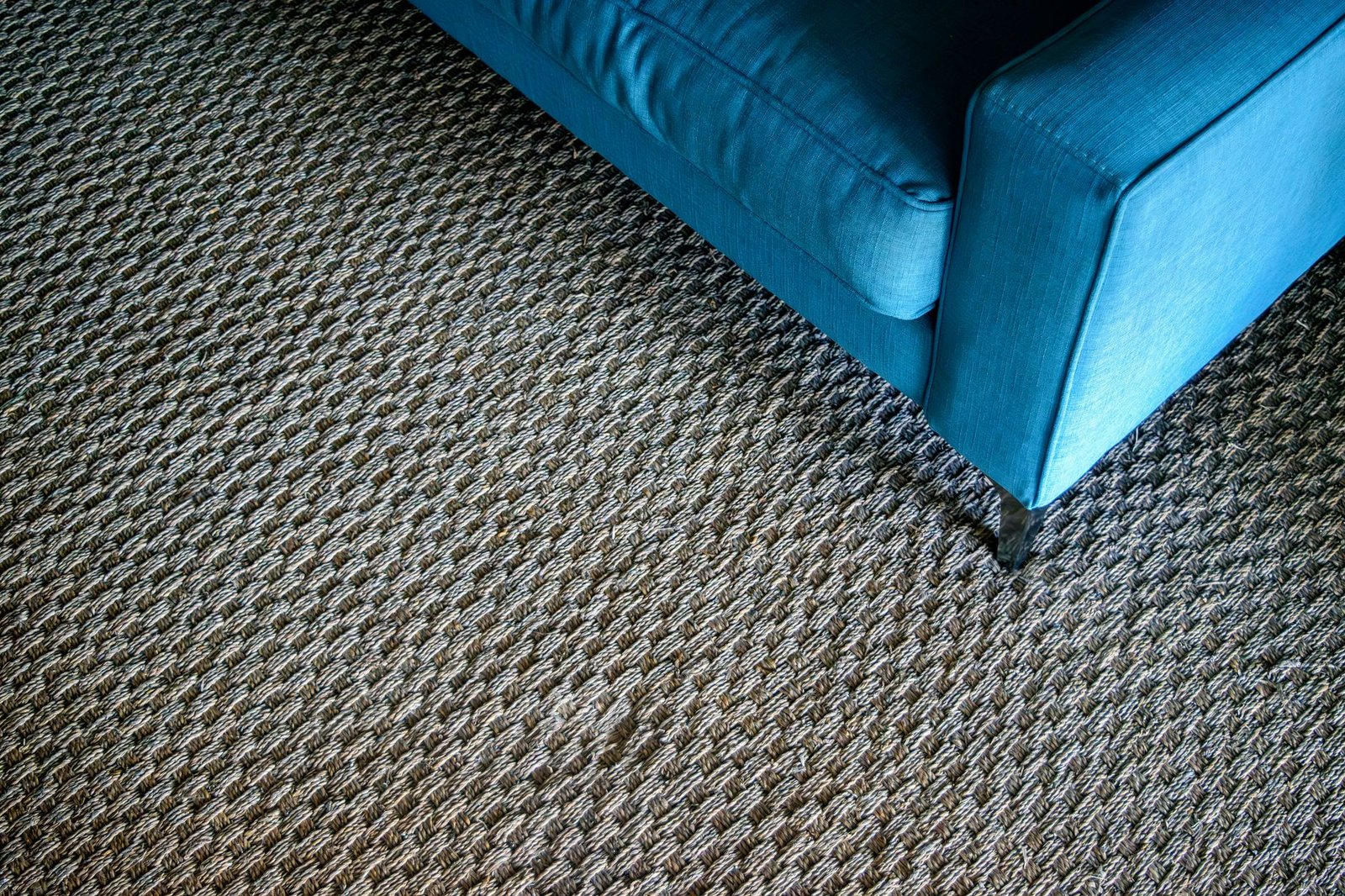 Large Woven Cotton Rug living room — cozy home