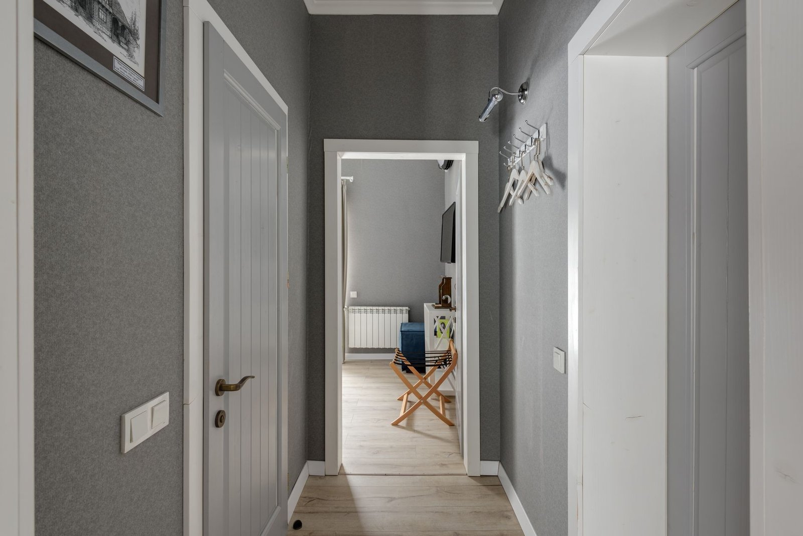 Over Door Hook Rack small space — cozy home